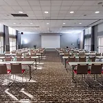Готель Mercure Centre Porte Des Alpes 4*