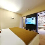Mercure Centre Porte Des Alpes 4*