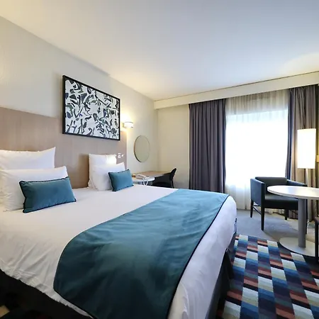 Mercure Centre Porte Des Alpes Отель