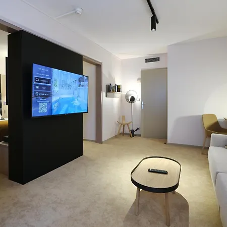 Mercure Centre Porte Des Alpes Отель Гренобль