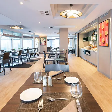 Mercure Centre Porte Des Alpes 4*