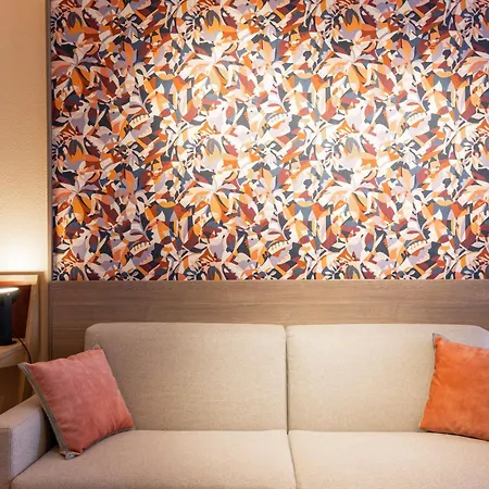 Hotell Mercure Centre Porte Des Alpes 4*