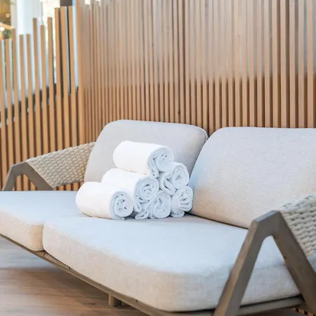 Mercure Centre Porte Des Alpes מלון 4*