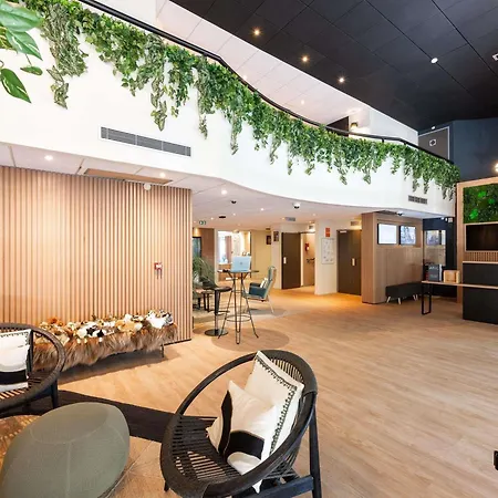 Mercure Centre Porte Des Alpes Hotel 4*