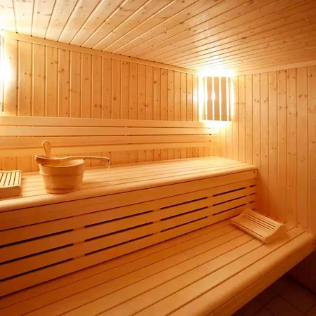 Готель Mercure Centre Porte Des Alpes Гренобль