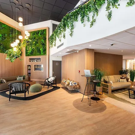 ホテル Mercure Centre Porte Des Alpes グルノーブル