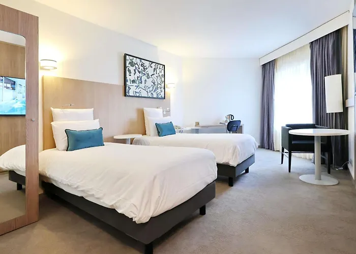 Mercure Centre Porte Des Alpes Готель Гренобль