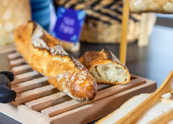 Mercure Centre Porte Des Alpes ホテル