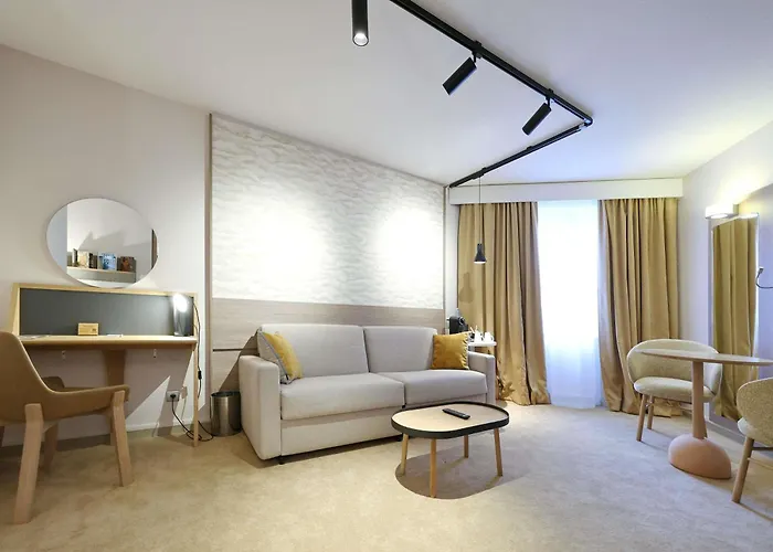 Mercure Centre Porte Des Alpes Готель Гренобль