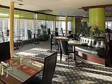 ホテル Mercure Centre Porte Des Alpes 4*