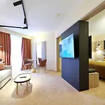Mercure Centre Porte Des Alpes Hotel